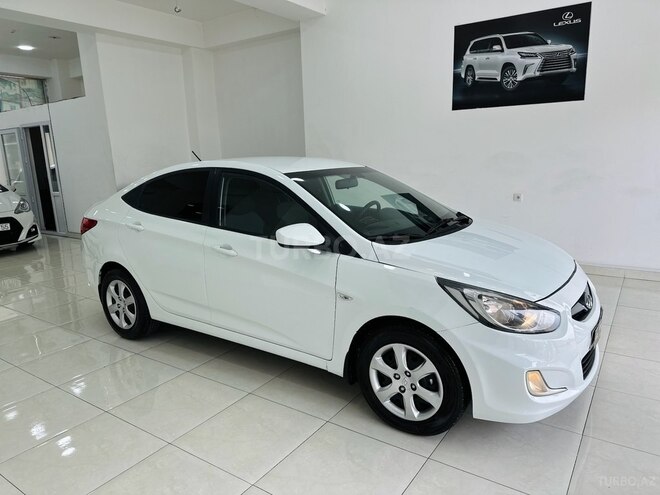 Hyundai Accent 2011, 216,000 km - 1.6 l - Sumqayıt