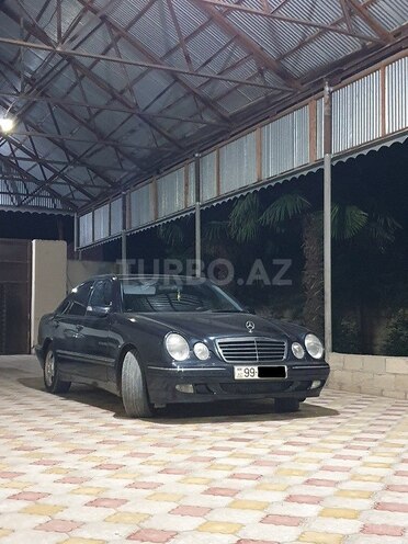 Mercedes E 270 2000, 384,000 km - 2.7 l - Ağcabədi