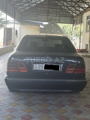 Mercedes E 270 2000, 384,000 km - 2.7 l - Ağcabədi