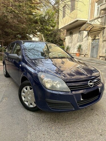 Opel Astra 2004, 280,000 km - 1.4 l - Bakı