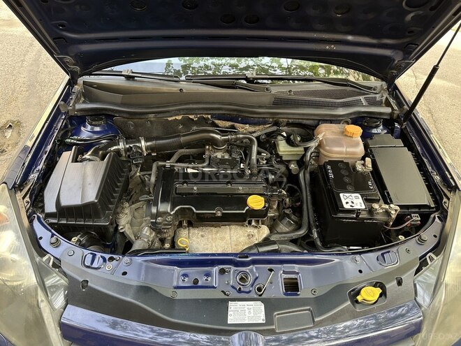 Opel Astra 2004, 280,000 km - 1.4 l - Bakı