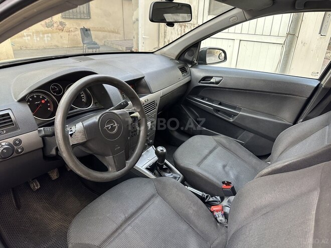 Opel Astra 2004, 280,000 km - 1.4 l - Bakı
