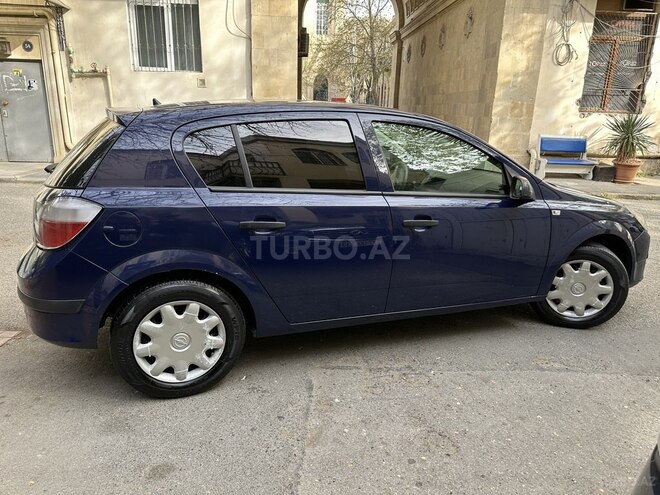 Opel Astra 2004, 280,000 km - 1.4 l - Bakı