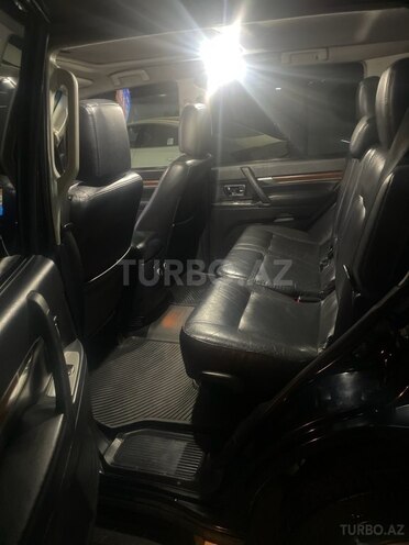 Mitsubishi Pajero 2007, 289,000 km - 3.0 l - Bakı