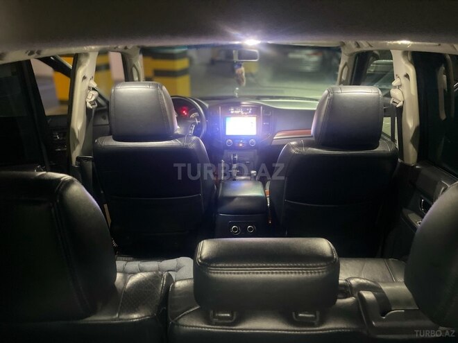 Mitsubishi Pajero 2007, 289,000 km - 3.0 l - Bakı