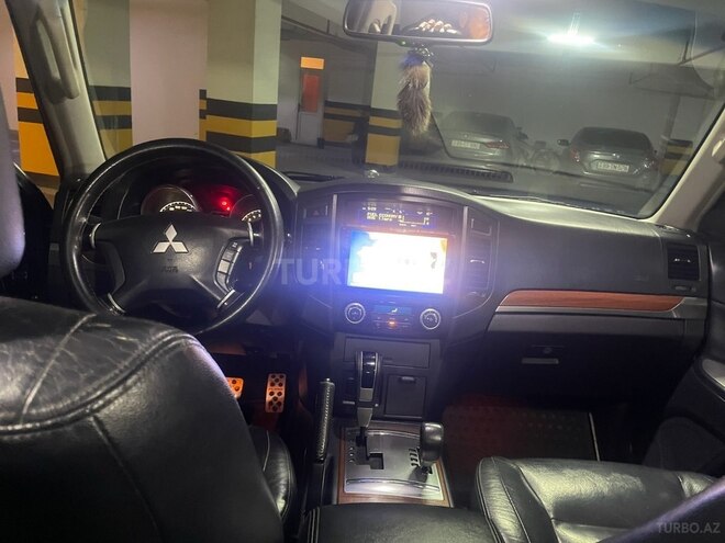 Mitsubishi Pajero 2007, 289,000 km - 3.0 l - Bakı