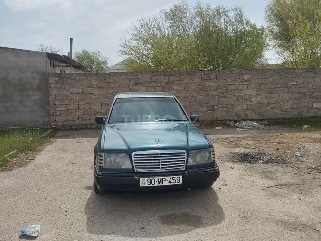 Mercedes E 250 1995, 504,038 km - 2.5 l - Bakı