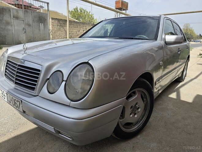 Mercedes E 230 1995, 170,000 km - 2.3 l - Bakı