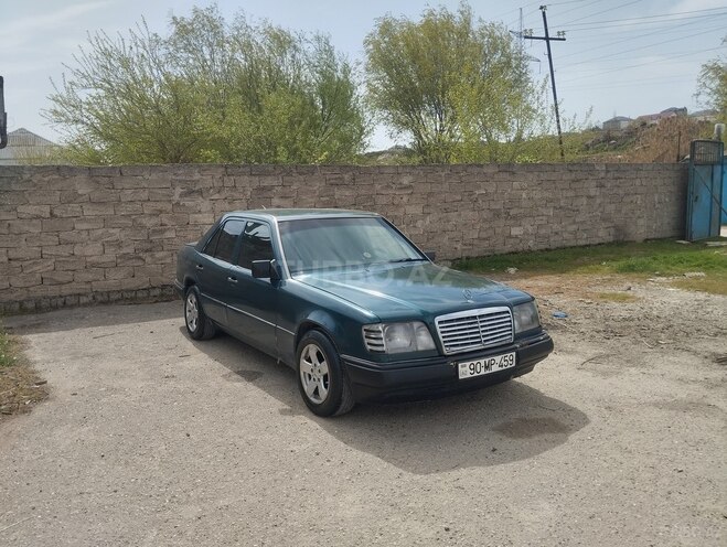 Mercedes E 250 1995, 504,038 km - 2.5 l - Bakı