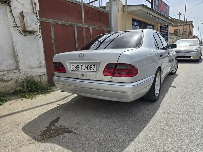 Mercedes E 230 1995, 170,000 km - 2.3 l - Bakı