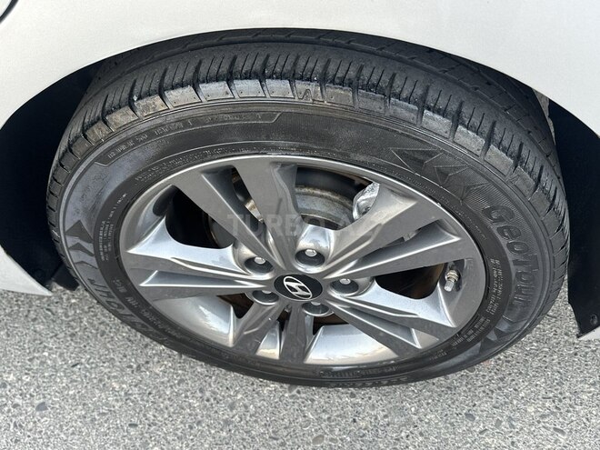 Hyundai Elantra 2017, 158,000 km - 2.0 l - Bakı
