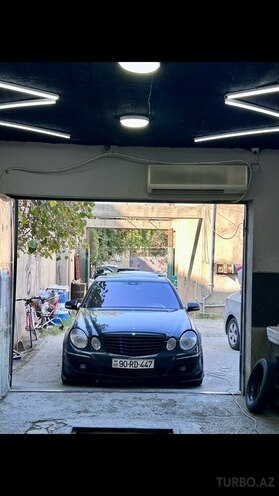 Mercedes E 270 2003, 100,000 km - 2.7 l - Bakı