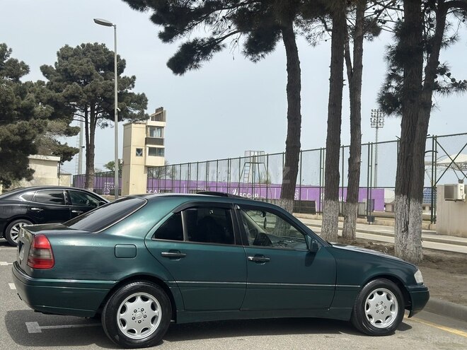 Mercedes C 220 1994, 322,340 km - 2.2 l - Sumqayıt
