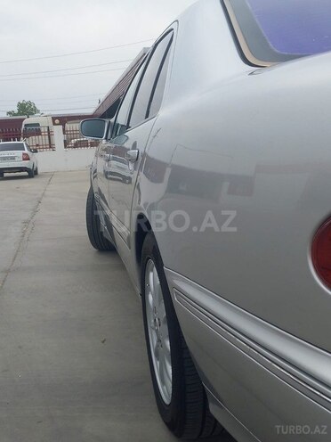 Mercedes E 220 d 2000, 476,000 km - 2.2 л - Sabirabad