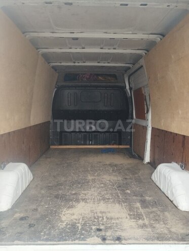Ford Transit-3
