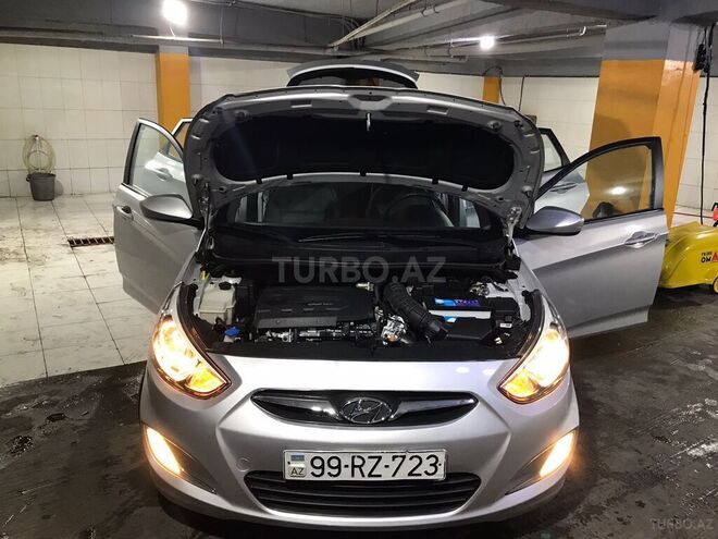 Hyundai Accent 2015, 118,000 km - 1.6 l - Bakı