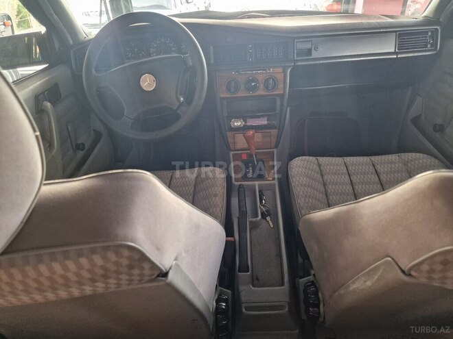 Mercedes 190 1992, 555,109 km - 2.0 l - Bakı
