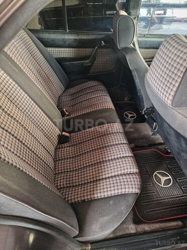 Mercedes 190 1991, 325,450 km - 2.0 л - Bakı