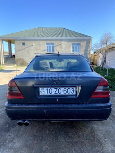 Mercedes C 200 1995, 670,005 km - 2.0 l - Bakı