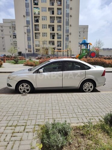 Ford Focus 2011, 221,500 km - 1.6 l - Bakı