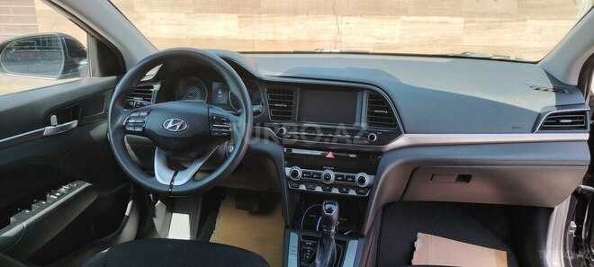Hyundai Elantra 2020, 96,000 km - 2.0 л - Qusar