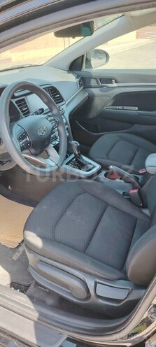 Hyundai Elantra 2020, 96,000 km - 2.0 л - Qusar