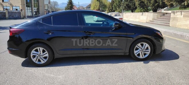 Hyundai Elantra 2020, 96,000 km - 2.0 л - Qusar