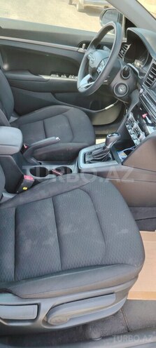 Hyundai Elantra 2020, 96,000 km - 2.0 л - Qusar