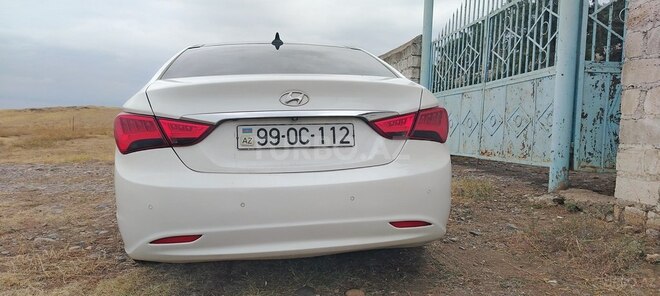 Hyundai Sonata 2011, 178,338 km - 2.4 l - Qazax