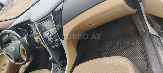 Hyundai Sonata 2011, 178,338 km - 2.4 l - Qazax