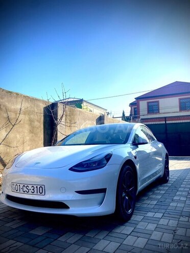 Tesla Model 3 2023, 28,000 km - 0.0 l - Bakı
