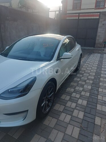 Tesla Model 3 2023, 28,000 km - 0.0 l - Bakı