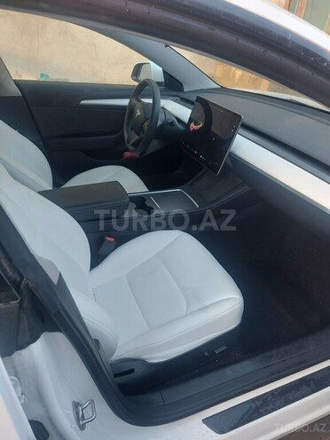 Tesla Model 3 2023, 28,000 km - 0.0 l - Bakı