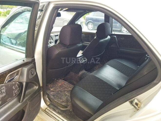 Mercedes E 230 1996, 486,000 km - 2.3 l - Sumqayıt
