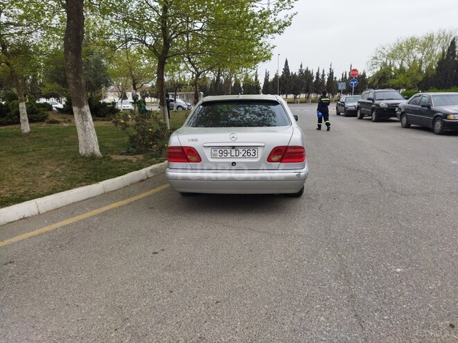 Mercedes E 230 1996, 486,000 km - 2.3 l - Sumqayıt