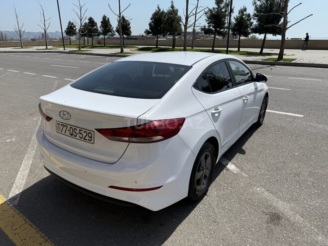 Hyundai Avante 2016, 198,000 km - 1.6 l - Bakı