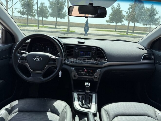 Hyundai Avante 2016, 198,000 km - 1.6 l - Bakı