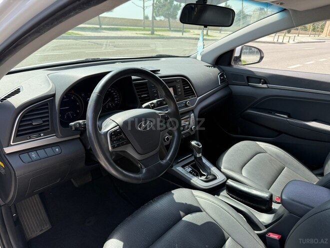 Hyundai Avante 2016, 198,000 km - 1.6 l - Bakı