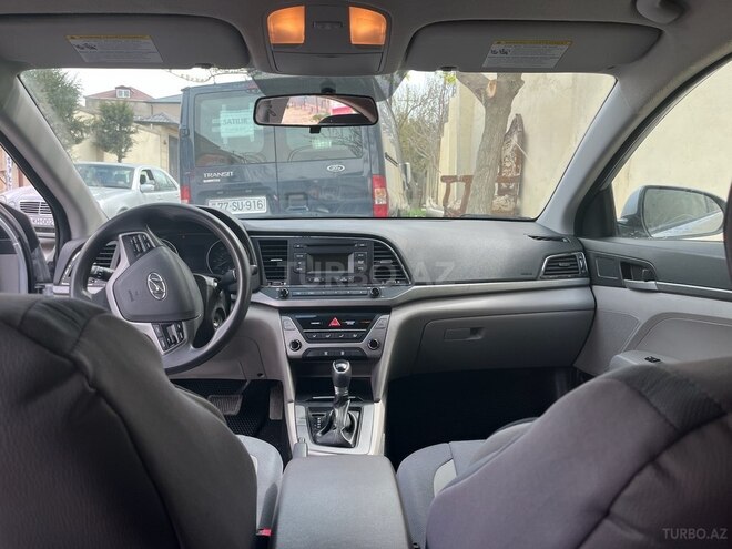 Hyundai Elantra 2016, 238,000 km - 2.0 l - Bakı