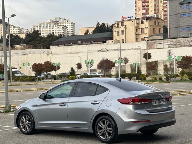 Hyundai Elantra 2016, 124,000 km - 2.0 л - Bakı