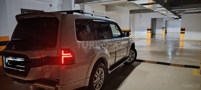Mitsubishi Pajero 2014, 193,000 km - 3.8 l - Bakı
