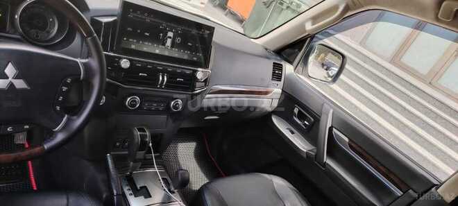 Mitsubishi Pajero 2014, 193,000 km - 3.8 l - Bakı