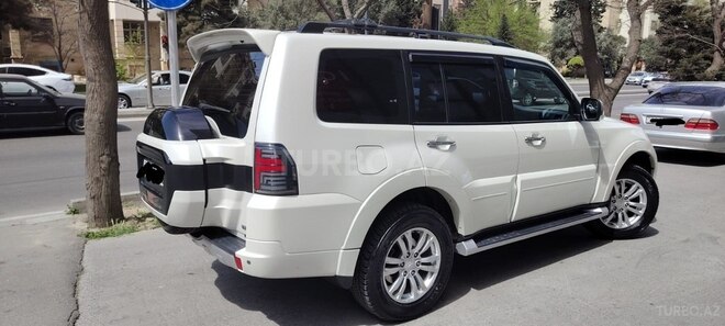Mitsubishi Pajero 2014, 193,000 km - 3.8 l - Bakı