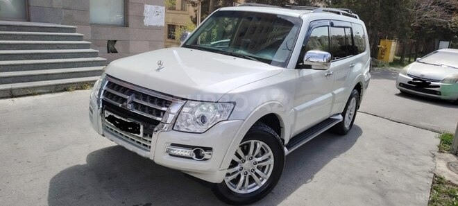 Mitsubishi Pajero 2014, 193,000 km - 3.8 l - Bakı