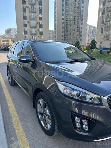 Kia Sorento-3