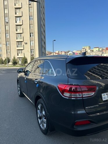 Kia Sorento-7