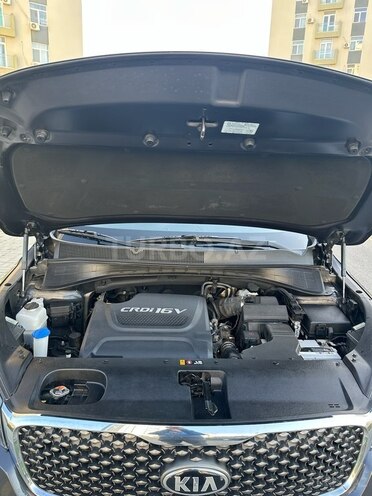 Kia Sorento-12
