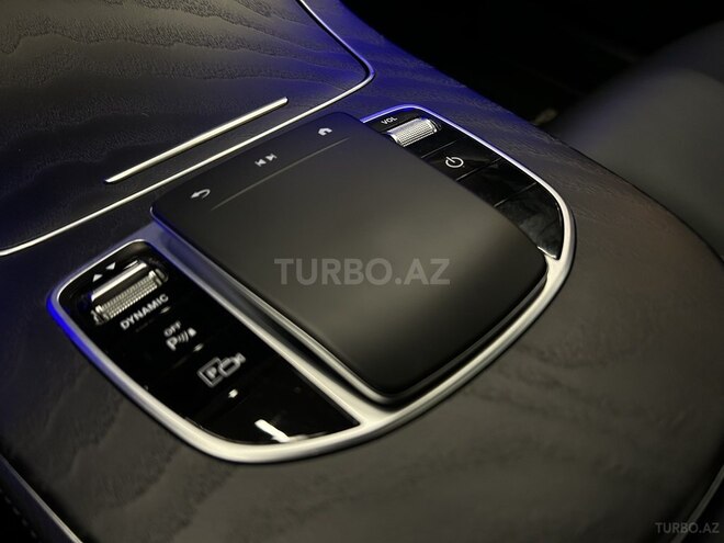 Mercedes E 300 de-14