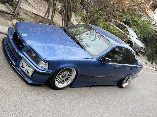 BMW 320 1995, 300,000 km - 2.0 l - Bakı