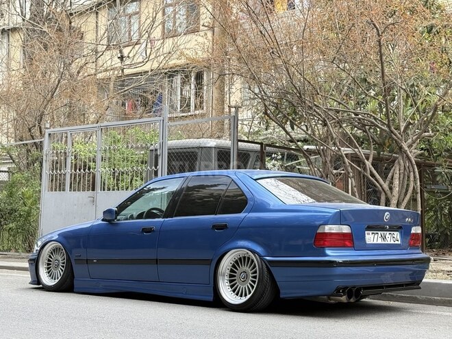 BMW 320 1995, 300,000 km - 2.0 l - Bakı